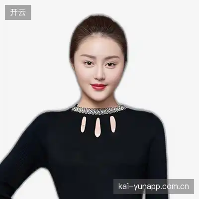 邹亮静